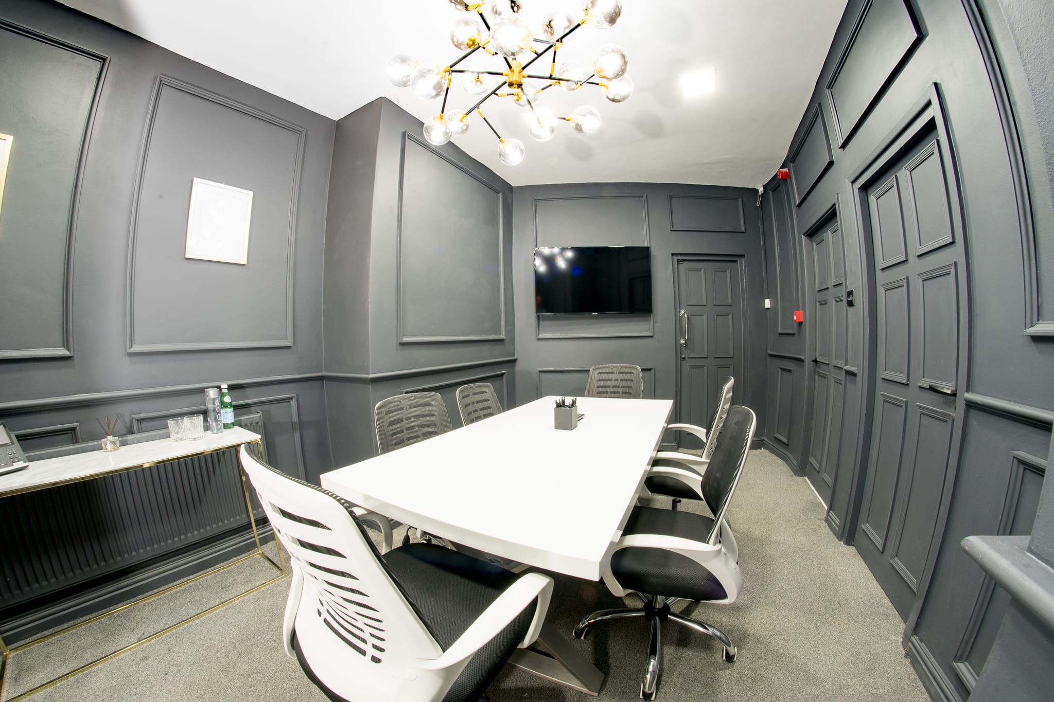Manchester Office Space - Hliton House Room 4